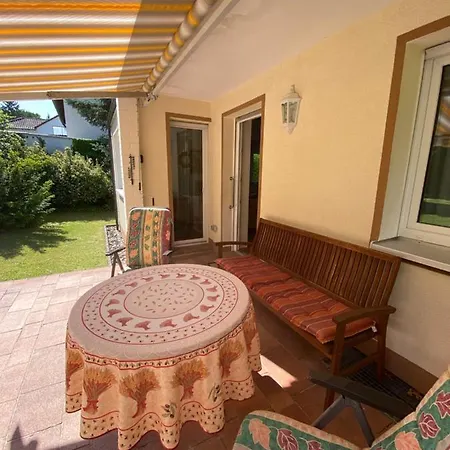 Eichendorff Garten Apartment, Zentrumsnah, In Direkter Naehe Zur Universitaet דירה