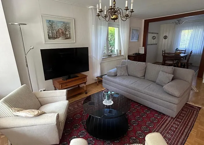 Eichendorff Garten Apartment, Zentrumsnah, In Direkter Naehe Zur Universitaet アパート